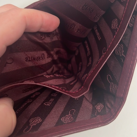 Stingray Skin Genuine leather Exotic Leather Red Stingray Wallet 6”x4” - Picture 5 of 5